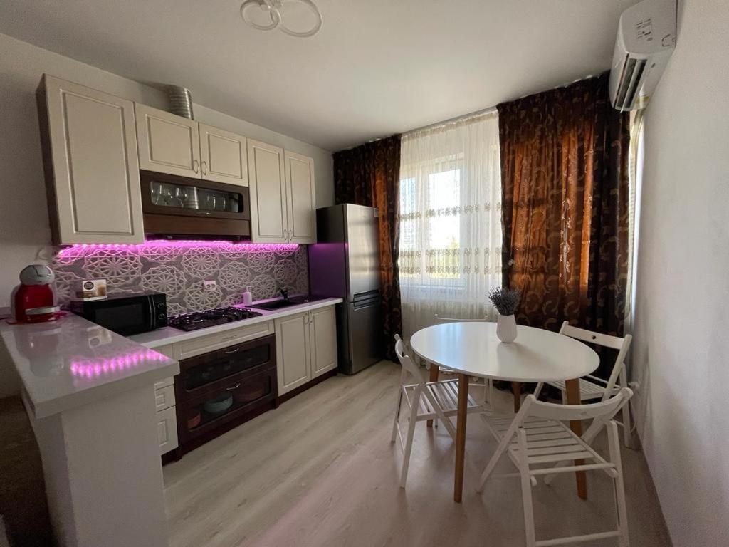 Apartament Ella Tulcsa Kültér fotó
