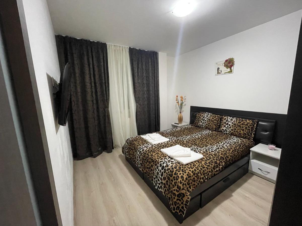 Apartament Ella Tulcsa Kültér fotó