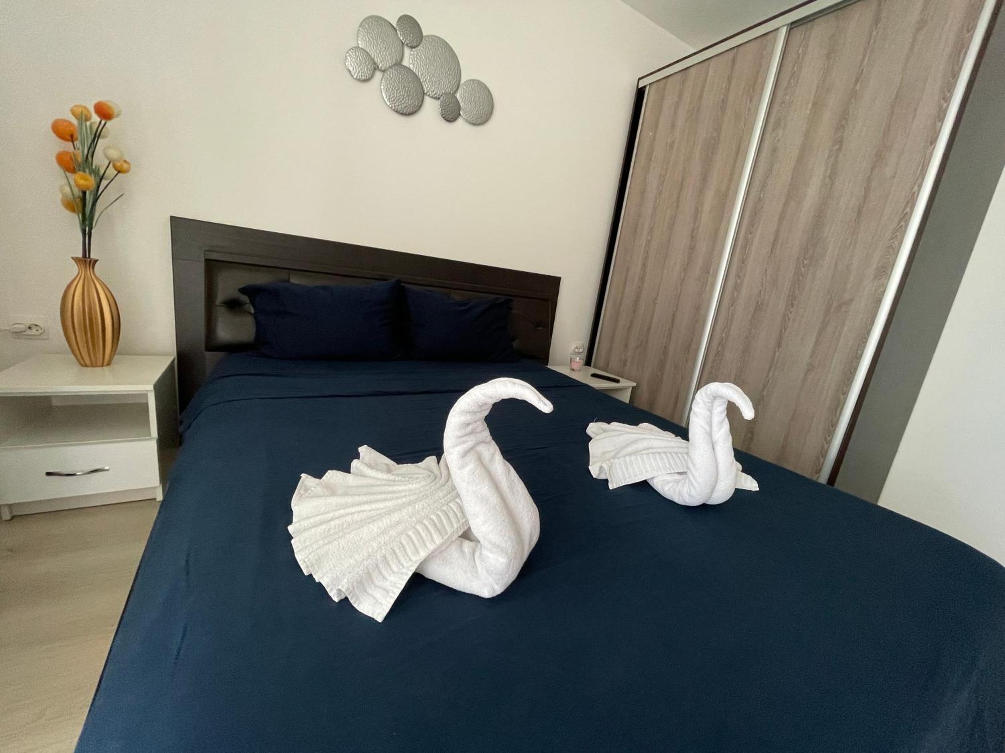 Apartament Ella Tulcsa Kültér fotó